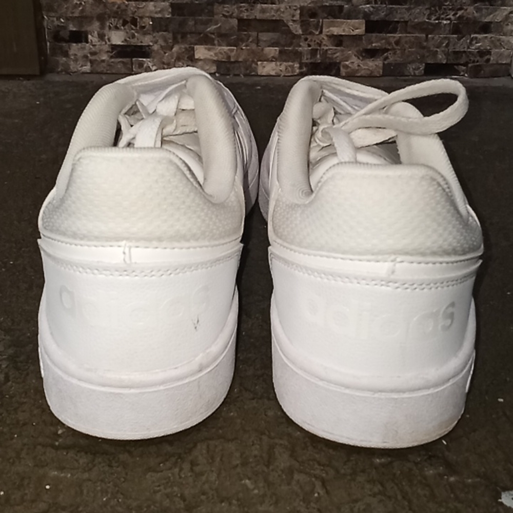 Adidas - Picture 2 of 3